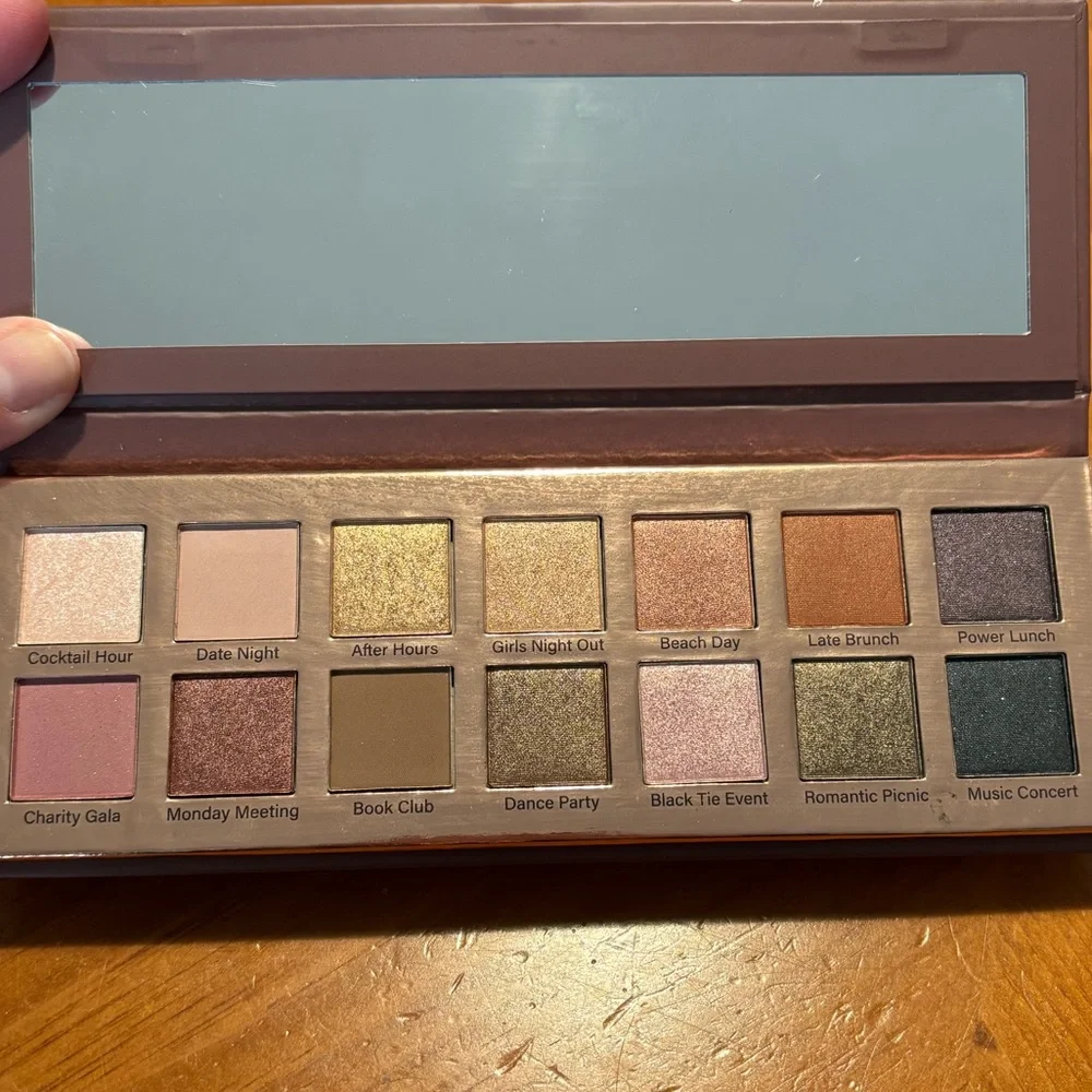 Mally Beauty Best Dressed Lids Eyeshadow Palette